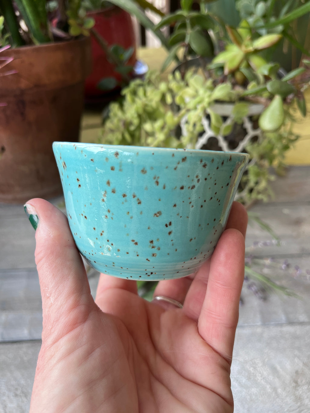 Handmade Stoneware Bowl, Wheel-Thrown Pottery – Bluebird