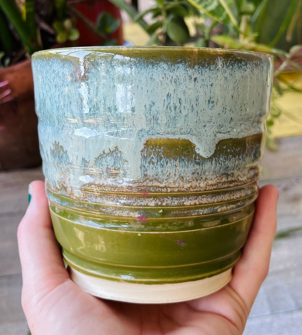 Handmade Stoneware Vessel, Wheel-Thrown Pottery – Morning Mist