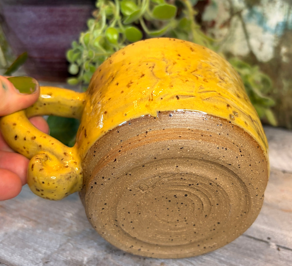 Wheel-Thrown Stoneware Coffee & Tea Mug – Golden Meadow