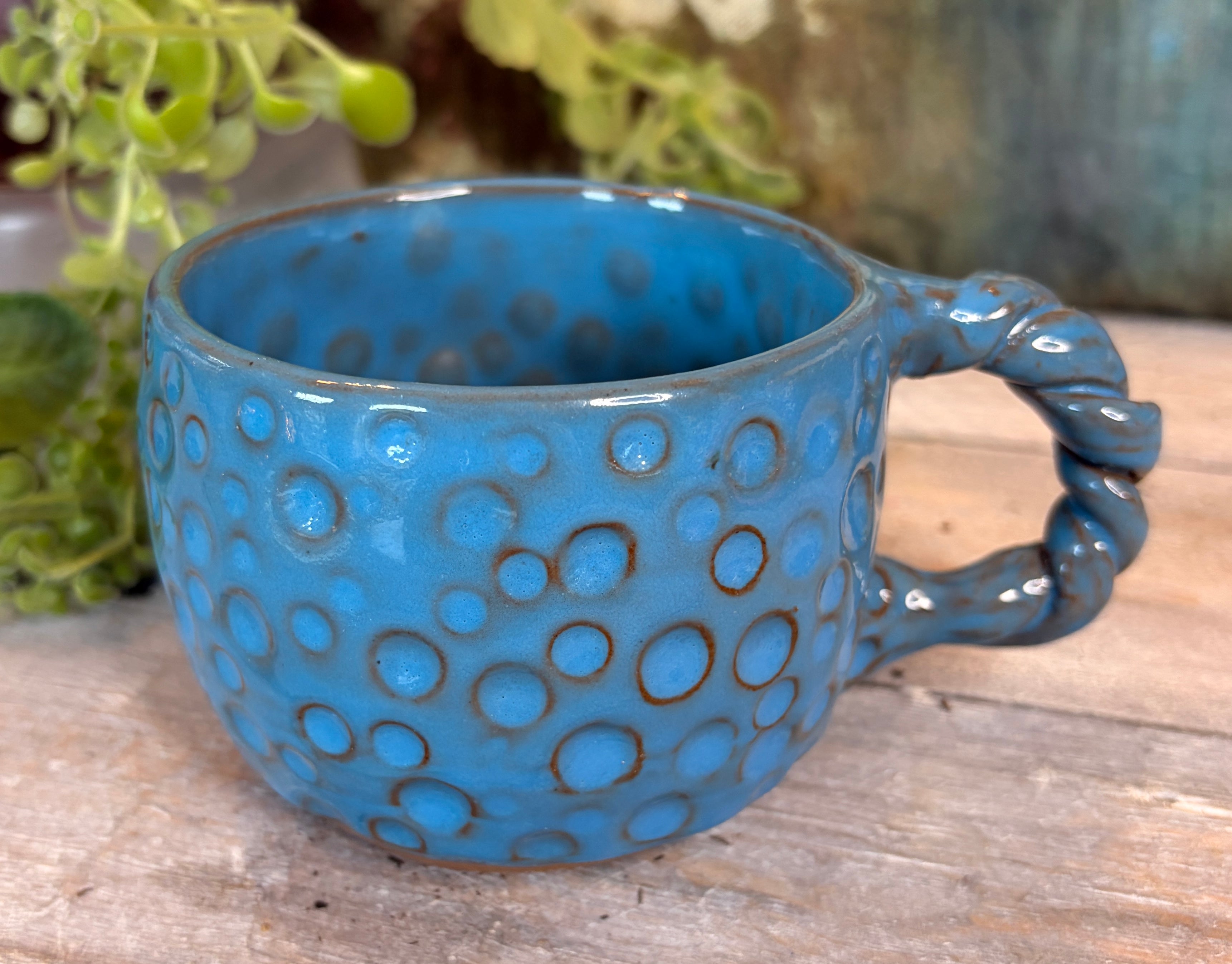 Wheel-Thrown Stoneware Coffee & Tea Mug – Blue Hollow