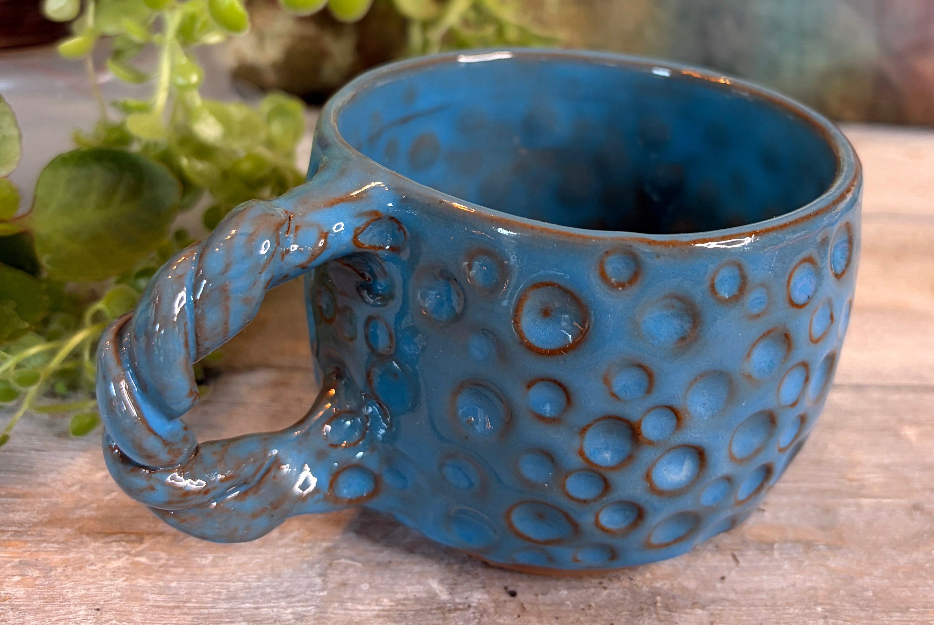 Wheel-Thrown Stoneware Coffee & Tea Mug – Blue Hollow