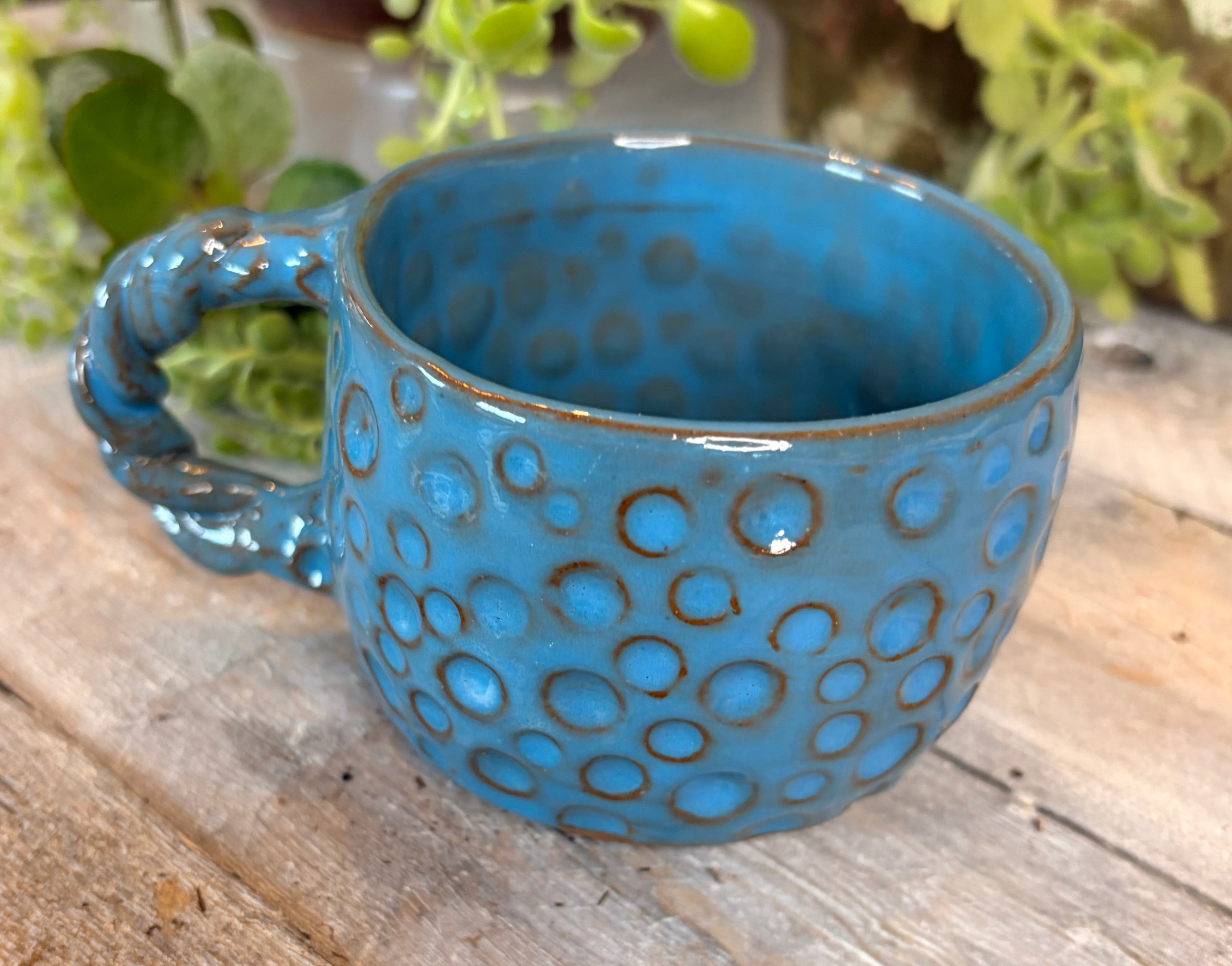 Wheel-Thrown Stoneware Coffee & Tea Mug – Blue Hollow